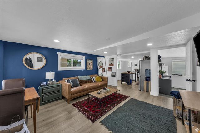 1559 W SHELLEY AVE, West Valley City, UT 84119