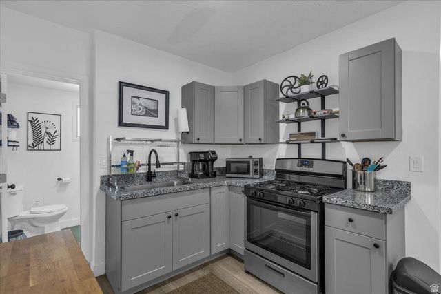 1559 W SHELLEY AVE, West Valley City, UT 84119