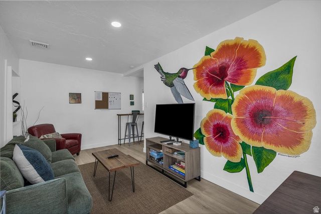 1559 W SHELLEY AVE, West Valley City, UT 84119