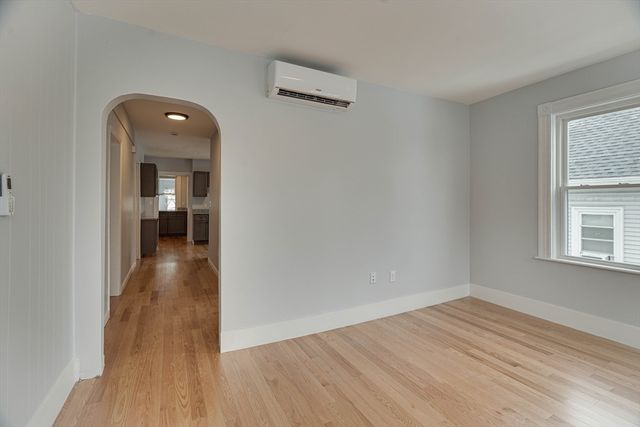 24 Dunlap St 2, Salem, MA 01970