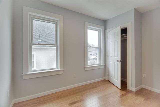 24 Dunlap St 2, Salem, MA 01970