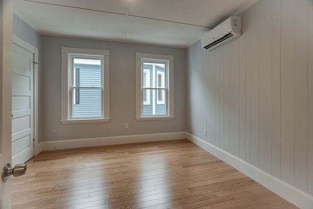 24 Dunlap St 2, Salem, MA 01970