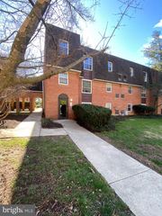 4000 GYPSY LN #520, Philadelphia, PA 19129