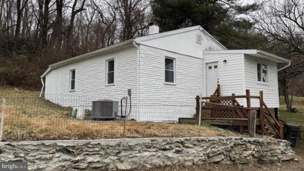 44 S BRANDYWINE AVE, Coatesville, PA 19320