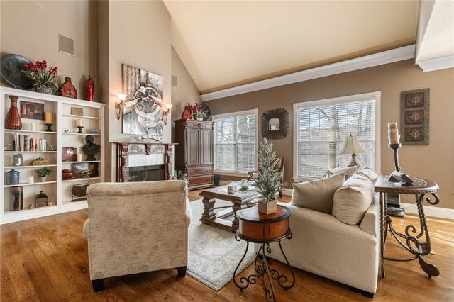 2712 Taylor Drive, Harrison, AR 72601