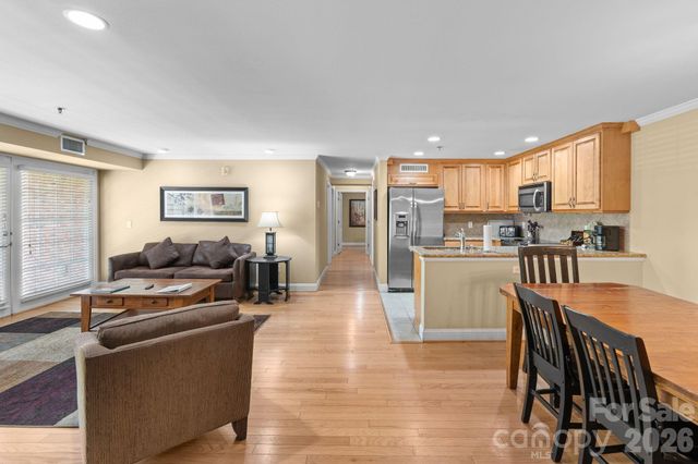 301 Bowling Park Road, Asheville, NC 28803