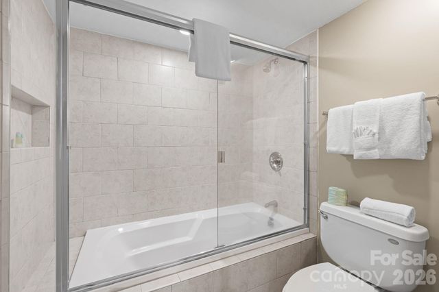 301 Bowling Park Road, Asheville, NC 28803