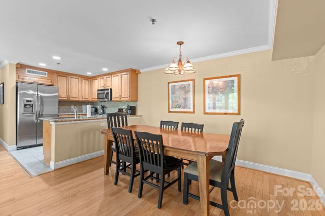 301 Bowling Park Road, Asheville, NC 28803