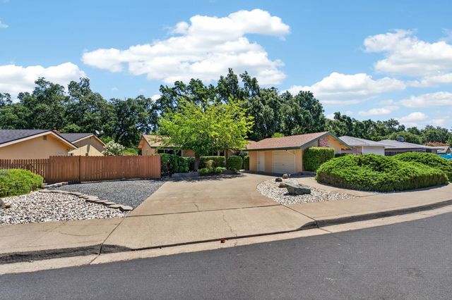 5895 Bryce Way, Rocklin, CA 95677
