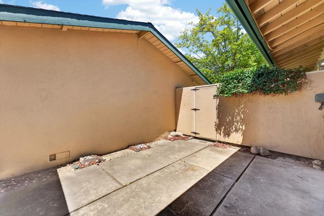 5895 Bryce Way, Rocklin, CA 95677