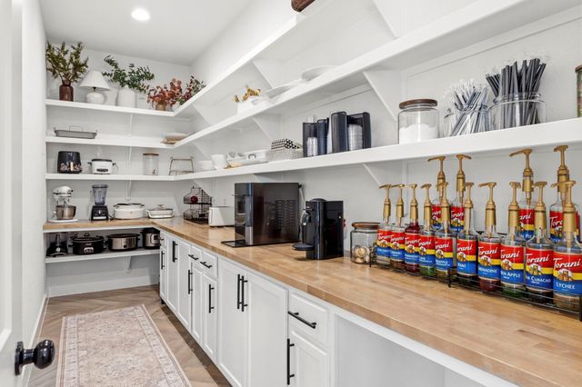 11603 Renaissance Drive, Montgomery, TX 77356