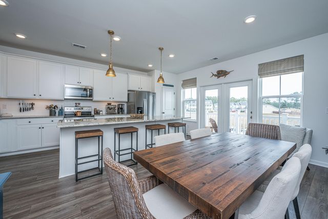 833 Recess Point Drive, Moncks Corner, SC 29461