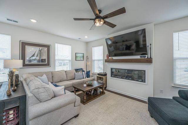 833 Recess Point Drive, Moncks Corner, SC 29461