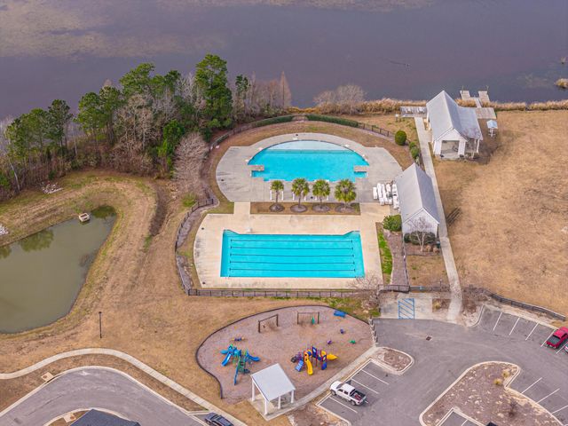 833 Recess Point Drive, Moncks Corner, SC 29461