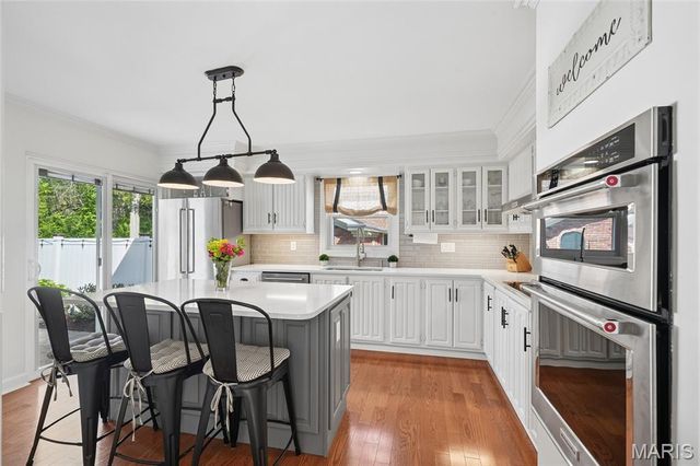 2421 Baxton Way, Chesterfield, MO 63017