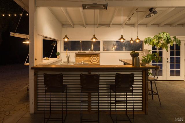 7007 Erland Rd, Santa Rosa, CA 95404