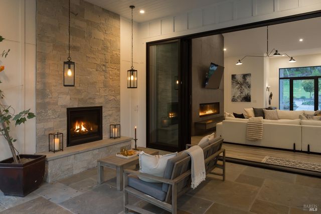 7007 Erland Rd, Santa Rosa, CA 95404