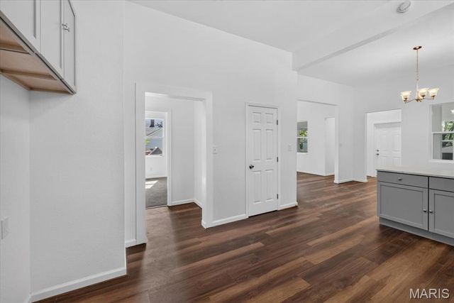 2720 Walnut Street, Alton, IL 62002