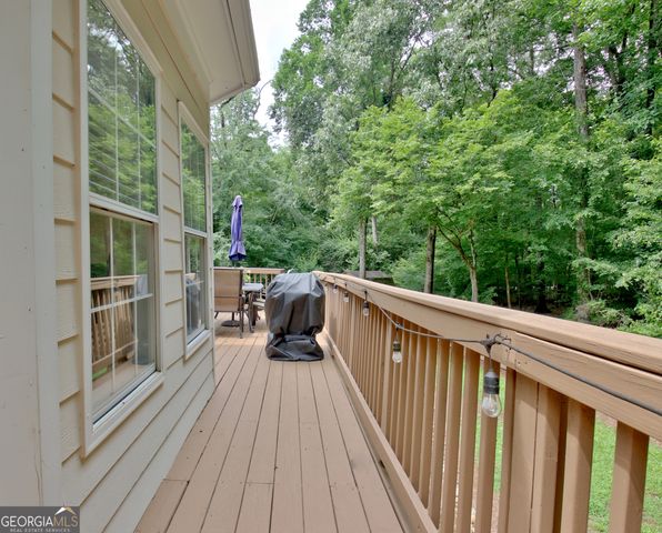 100 Postwood Drive, Fayetteville, GA 30215