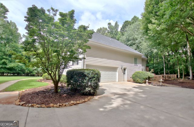 100 Postwood Drive, Fayetteville, GA 30215