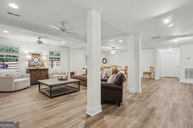 100 Postwood Drive, Fayetteville, GA 30215