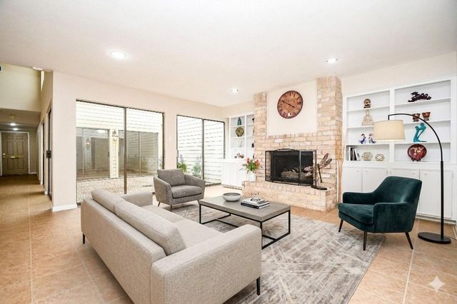 9360 Briar Forest Drive, Houston, TX 77063