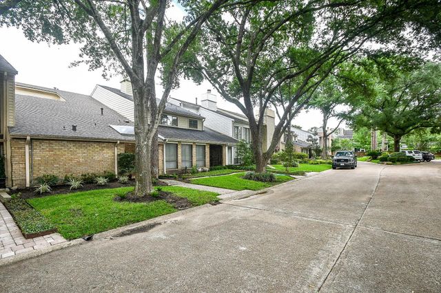 9360 Briar Forest Drive, Houston, TX 77063