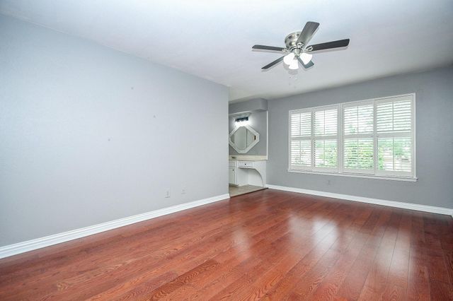9360 Briar Forest Drive, Houston, TX 77063