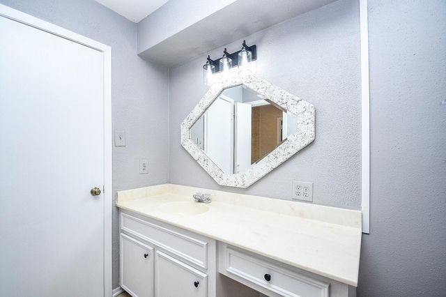 9360 Briar Forest Drive, Houston, TX 77063