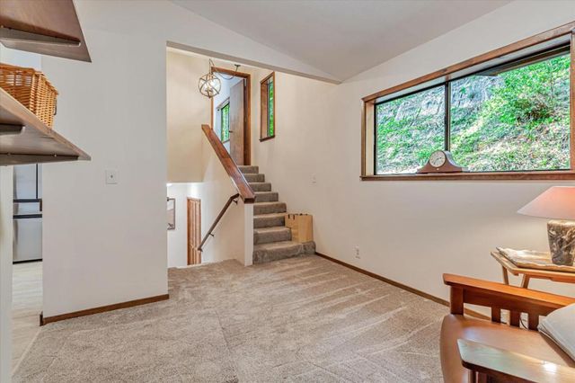 325 Ridge Drive, Boulder Creek, CA 95006