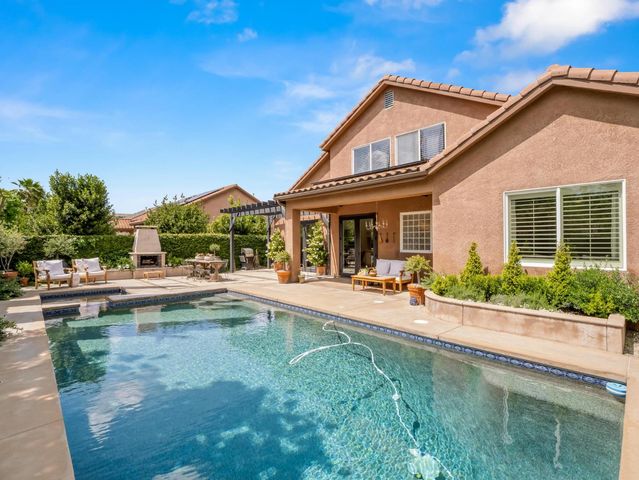 3524 Prescott Avenue, Clovis, CA 93619
