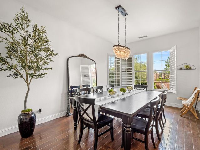 3524 Prescott Avenue, Clovis, CA 93619