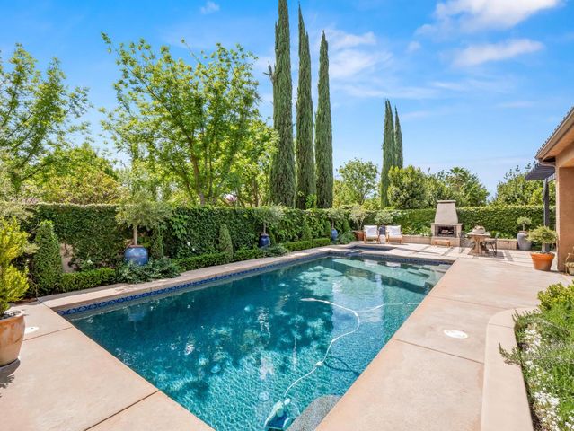 3524 Prescott Avenue, Clovis, CA 93619