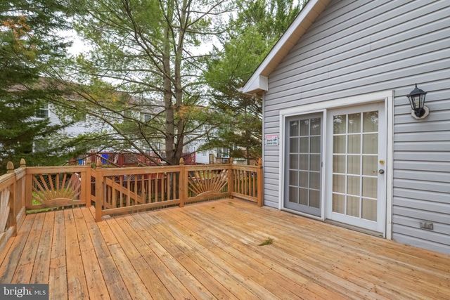 13 LEINSTER GARTH, Baltimore, MD 21236