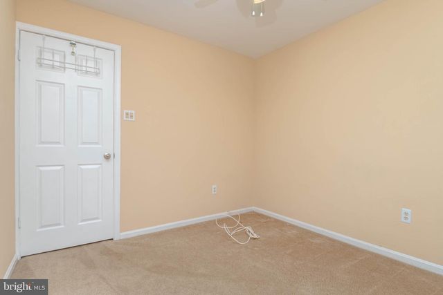 13 LEINSTER GARTH, Baltimore, MD 21236