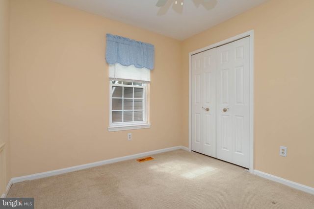 13 LEINSTER GARTH, Baltimore, MD 21236