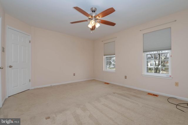 13 LEINSTER GARTH, Baltimore, MD 21236