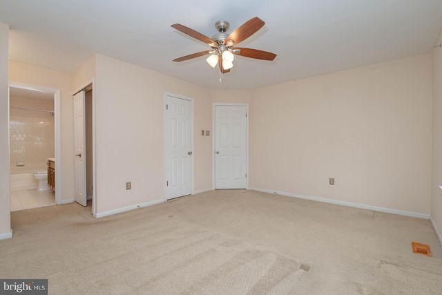 13 LEINSTER GARTH, Baltimore, MD 21236