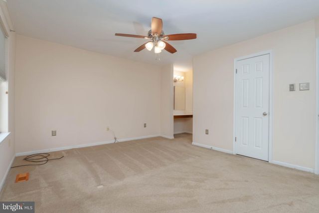 13 LEINSTER GARTH, Baltimore, MD 21236