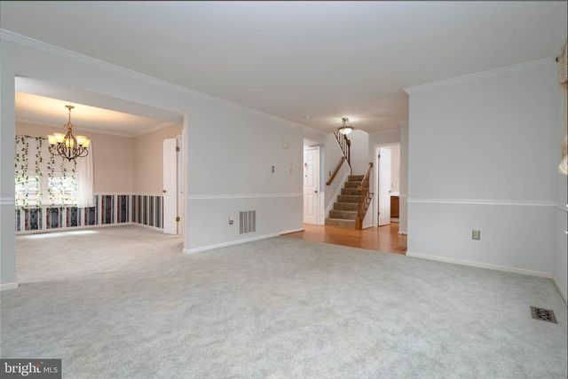 13 LEINSTER GARTH, Baltimore, MD 21236