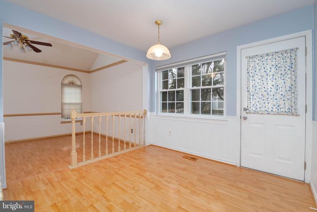 13 LEINSTER GARTH, Baltimore, MD 21236