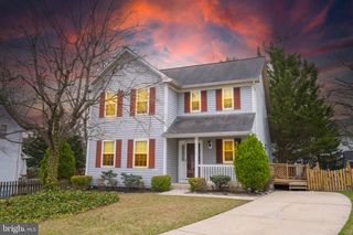 13 LEINSTER GARTH, Baltimore, MD 21236