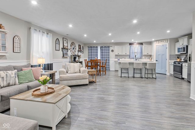 2631 Sand Hollow Drive, Lebanon, IN 46052