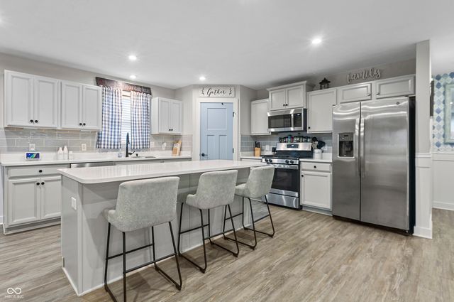 2631 Sand Hollow Drive, Lebanon, IN 46052