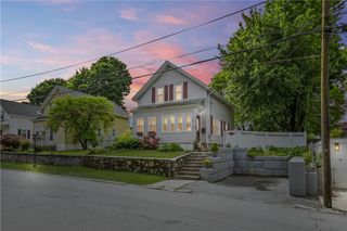 40 Vincent Avenue, Pawtucket, RI 02860
