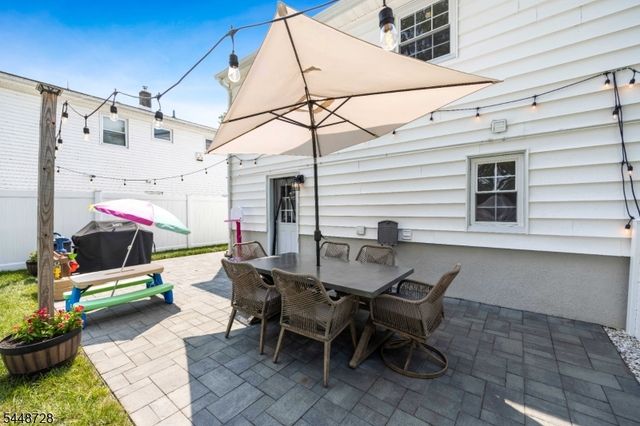 4 Huron Ave, Parsippany-troy Hills Twp., NJ 07034