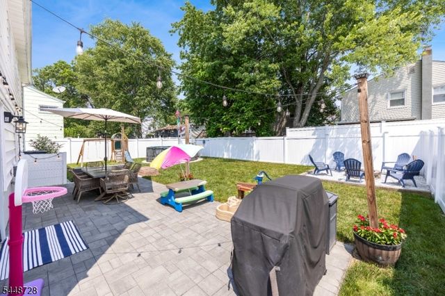 4 Huron Ave, Parsippany-troy Hills Twp., NJ 07034