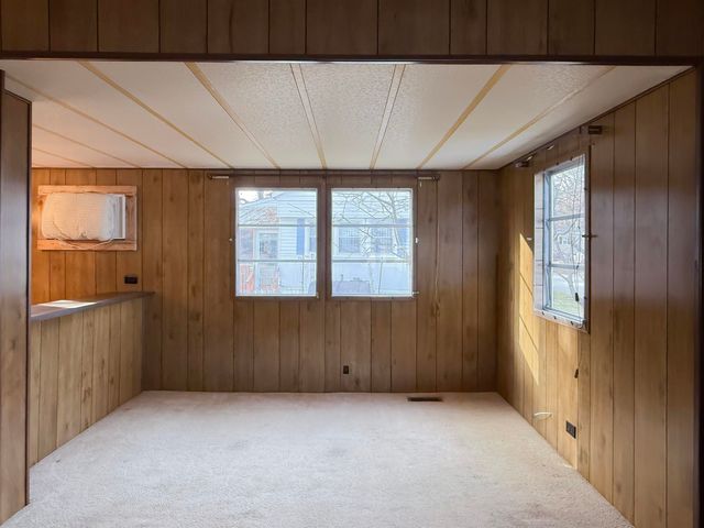 807 Nottingham Drive, Exeter, NH 03833