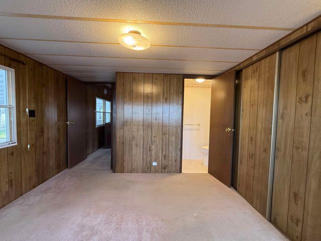 807 Nottingham Drive, Exeter, NH 03833