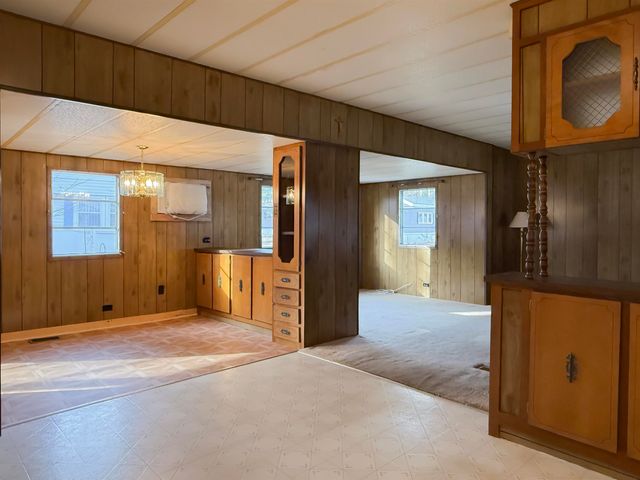 807 Nottingham Drive, Exeter, NH 03833